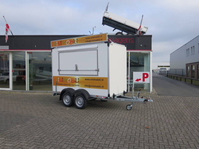 Maatwerk Proline verkoopwagen 303x150x200cm